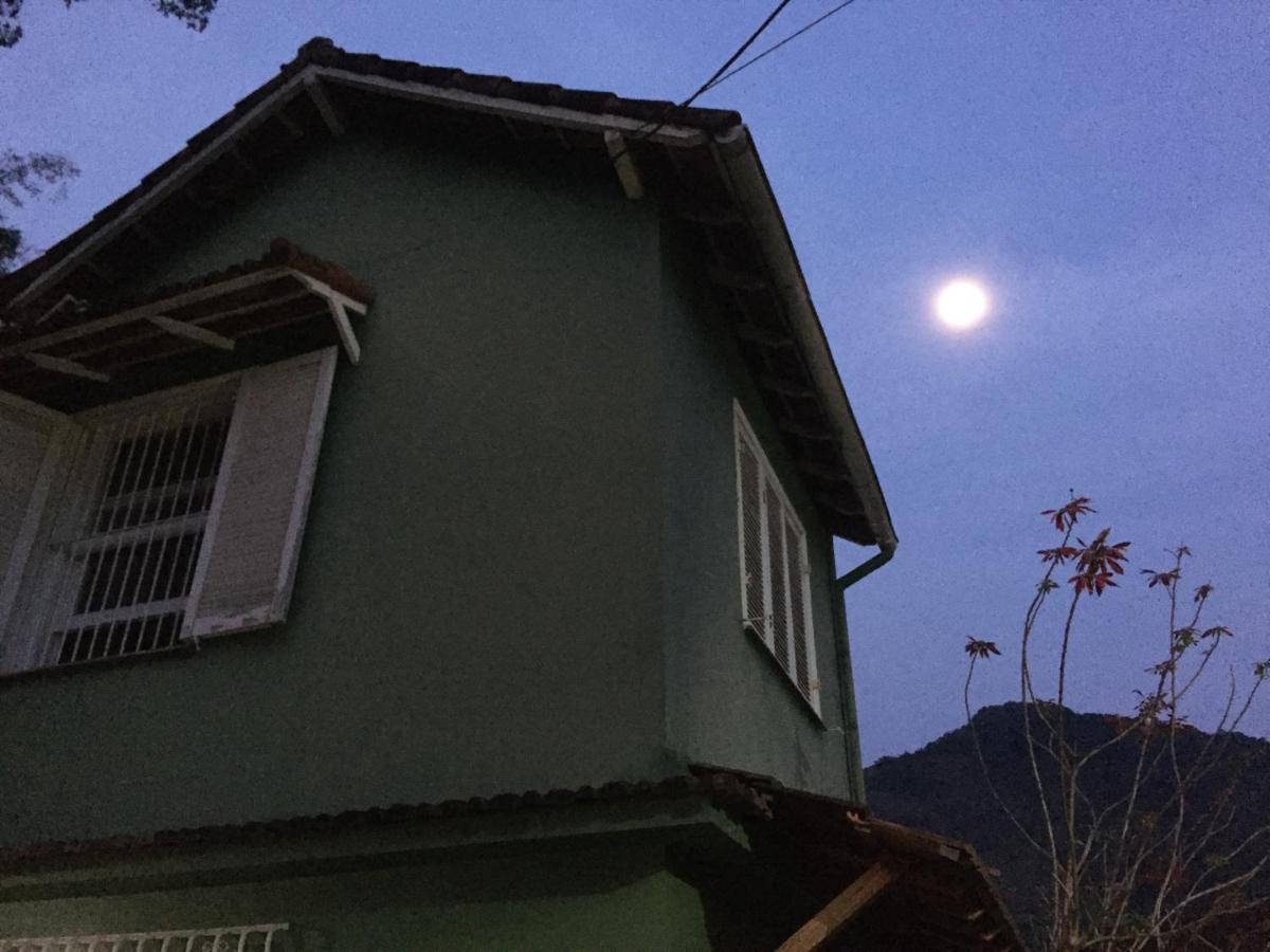 Casa Verde Em Petropolis Hotel Buitenkant foto